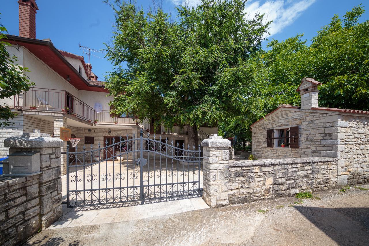 קאנפאנאר Apartments Mirjana 1655 מראה חיצוני תמונה